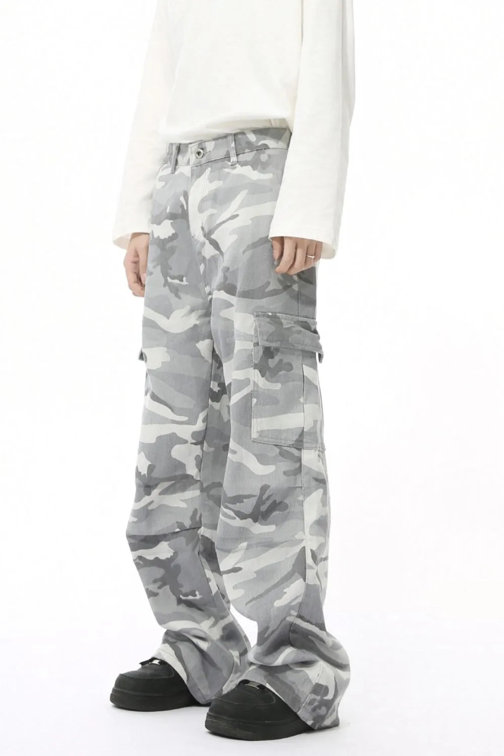 Camouflage Cargo Jeans with Pockets